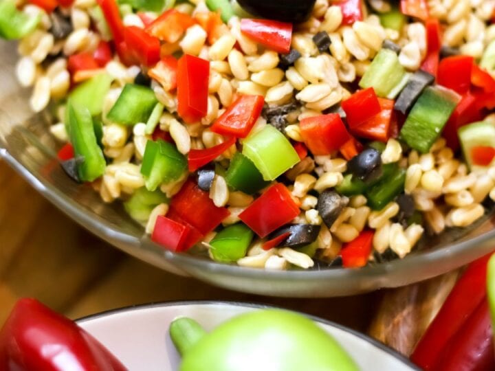10 Nutritious Farro Substitutes - Caitey Jay